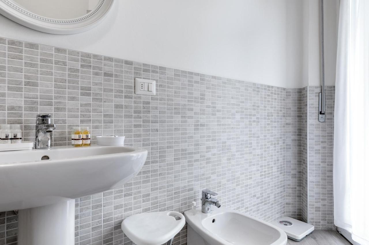 Piazza De Angeli M1 Comfortable Flat With Balcony Milan Luaran gambar